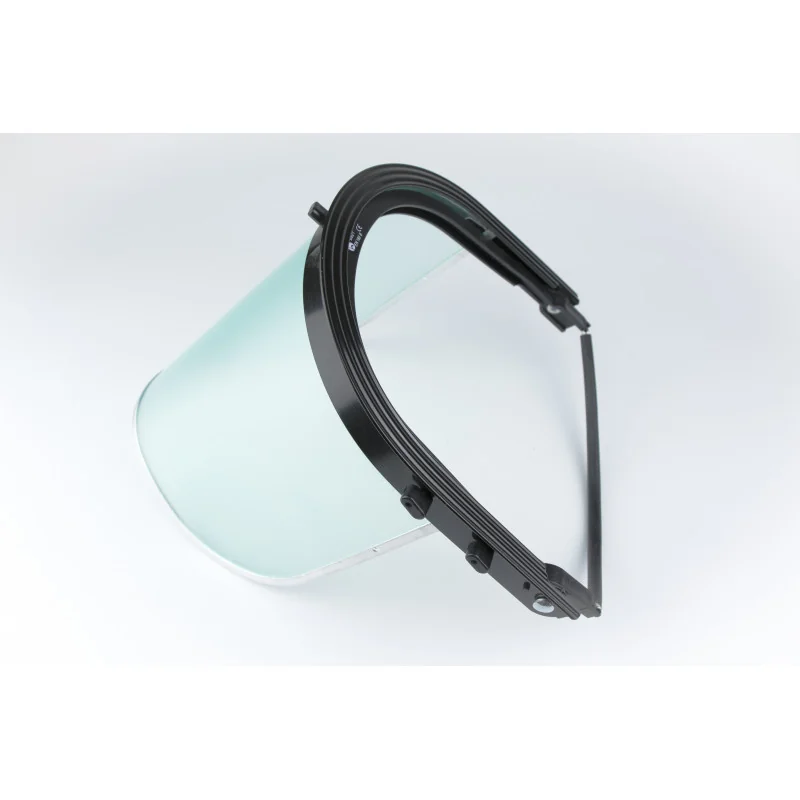 Casque de protection a crémaillère (visière)